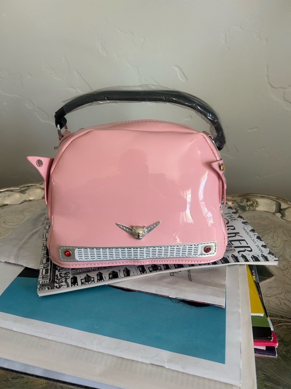Pink Novelty Car-Shaped Crossbody Bag - Picture 3 of 5